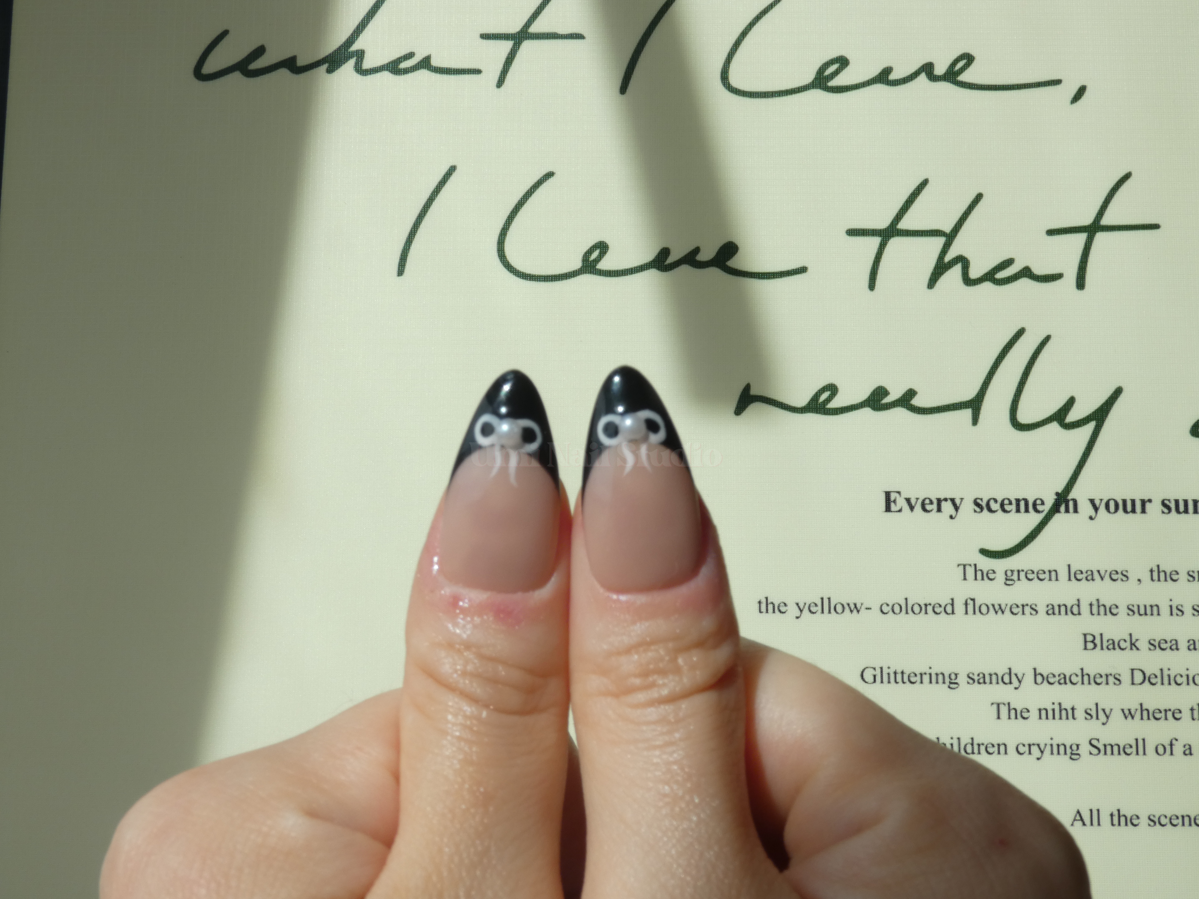 Black Bow French Press-Ons