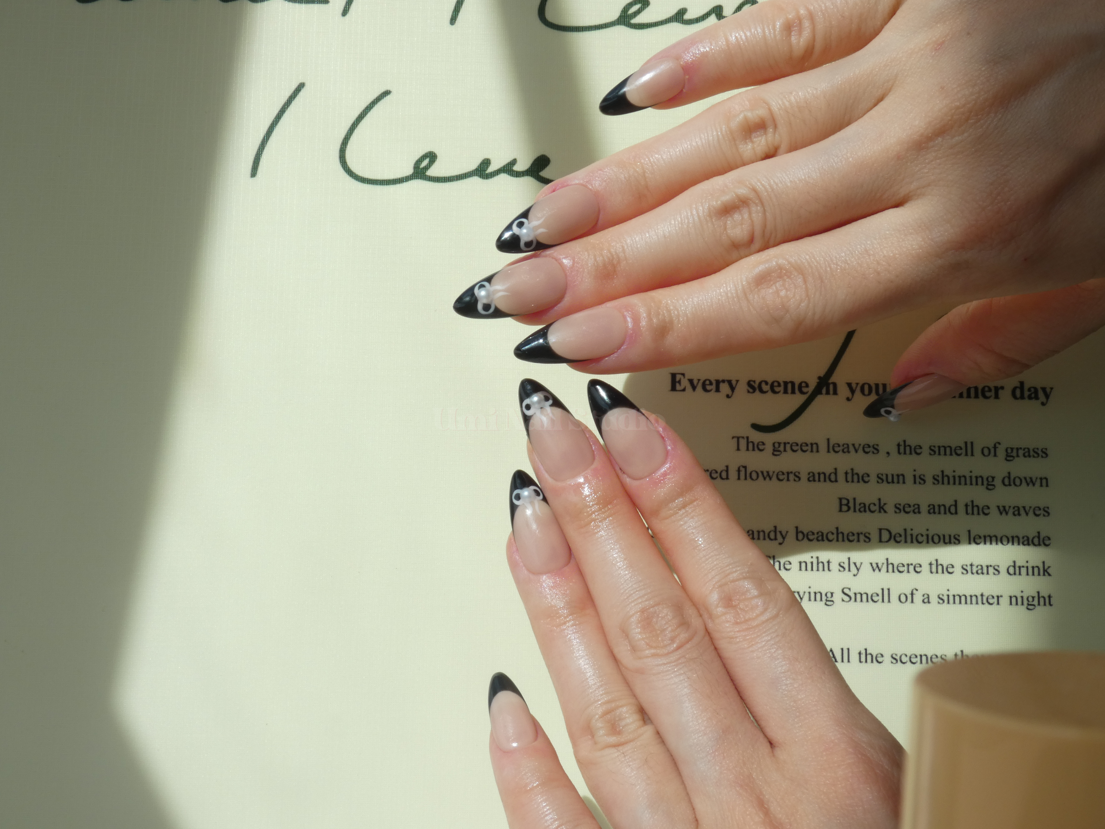 Black Bow French Press-Ons